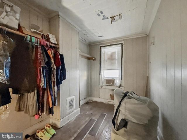 2717 PRESBURY ST, Baltimore, MD 21216