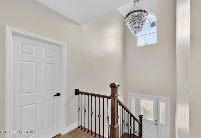 7605 Pauls View Pl, Louisville, KY 40228