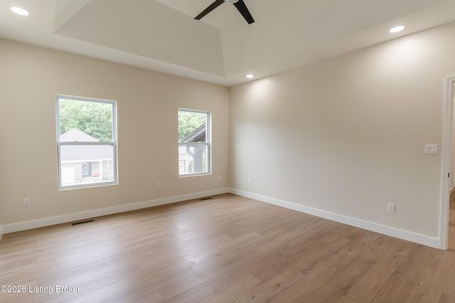 7605 Pauls View Pl, Louisville, KY 40228