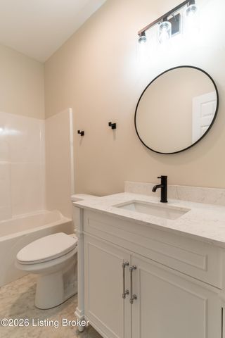 7605 Pauls View Pl, Louisville, KY 40228