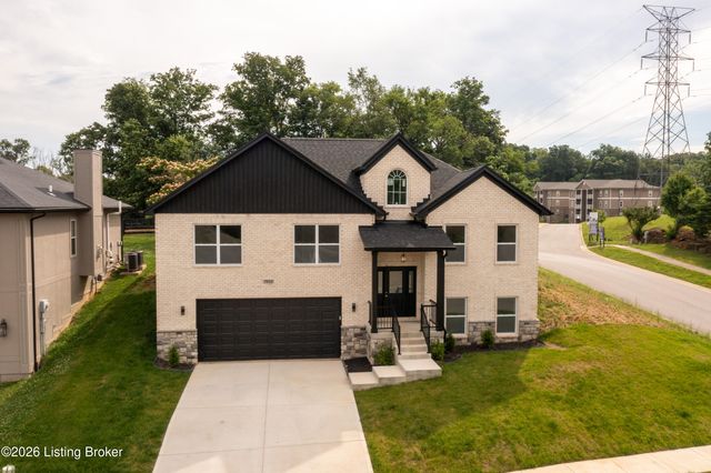 7605 Pauls View Pl, Louisville, KY 40228