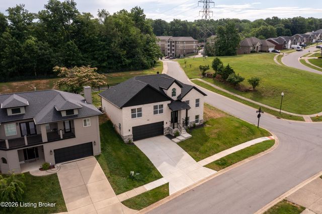 7605 Pauls View Pl, Louisville, KY 40228