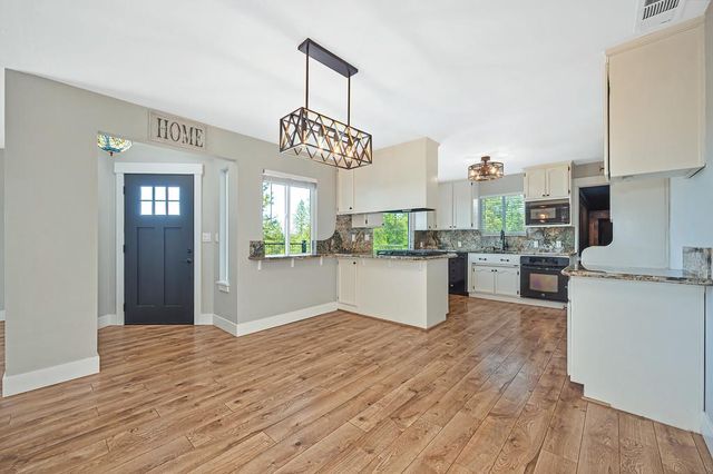 2440 Morrene Dr, Placerville, CA 95667