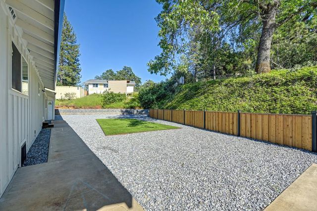 2440 Morrene Dr, Placerville, CA 95667