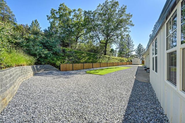 2440 Morrene Dr, Placerville, CA 95667