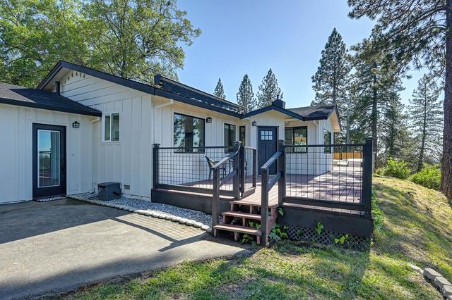 2440 Morrene Dr, Placerville, CA 95667