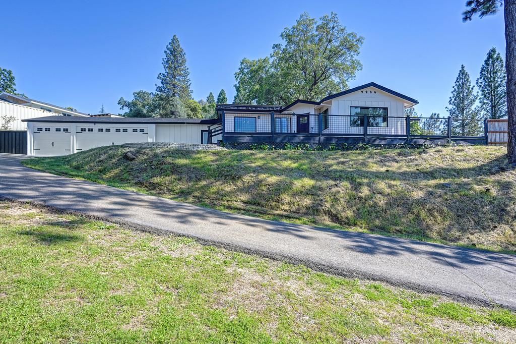 2440 Morrene Dr, Placerville, CA 95667