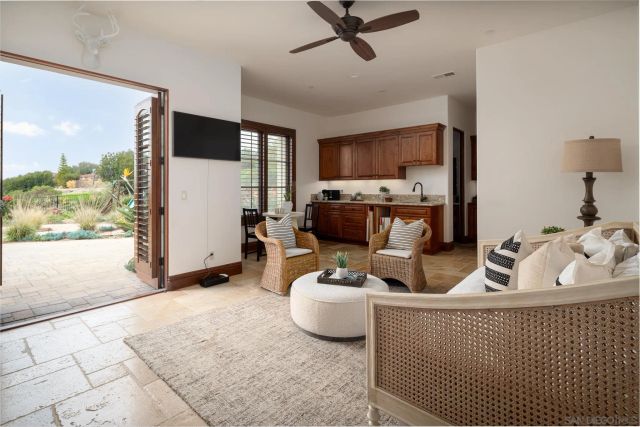 7576 Northern Lights, San Diego, CA 92127