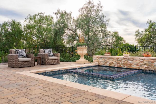 7576 Northern Lights, San Diego, CA 92127