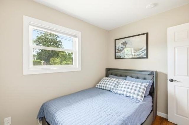 75 Linden St, Taunton, MA 02780