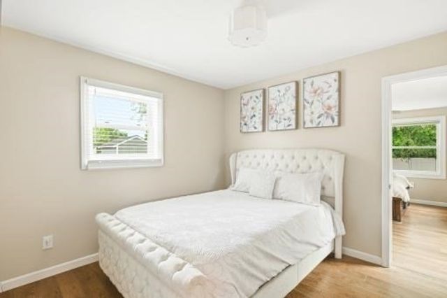 75 Linden St, Taunton, MA 02780