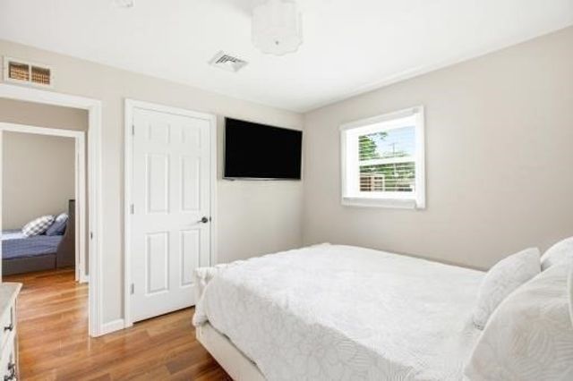 75 Linden St, Taunton, MA 02780