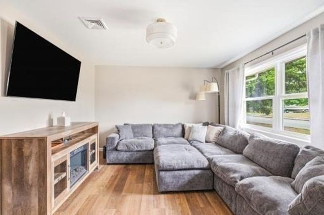 75 Linden St, Taunton, MA 02780