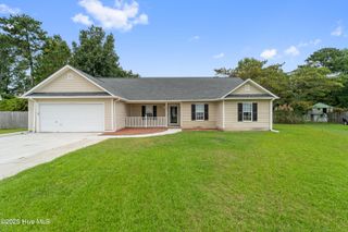 206 N Stephanie Court, Jacksonville, NC 28540