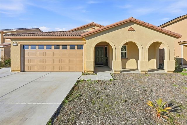 1262 Allegiance Avenue, Hemet, CA 92543