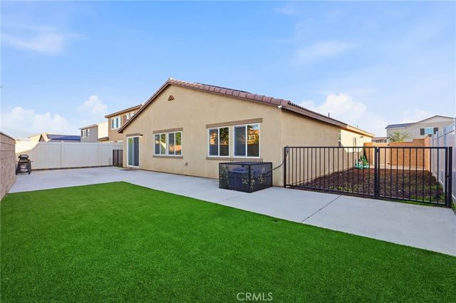 1262 Allegiance Avenue, Hemet, CA 92543