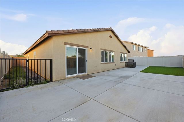 1262 Allegiance Avenue, Hemet, CA 92543