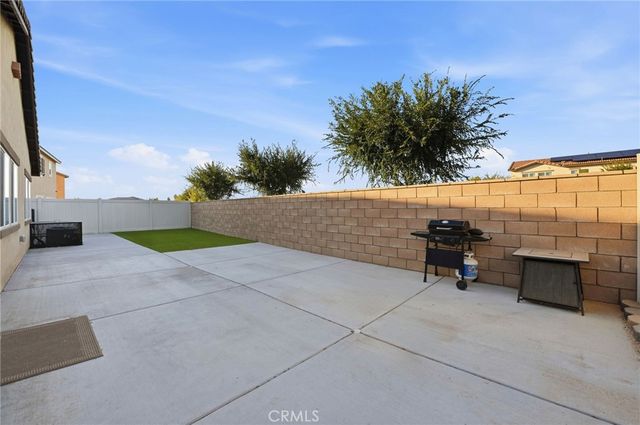1262 Allegiance Avenue, Hemet, CA 92543