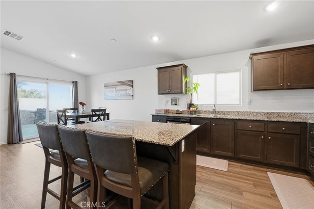 1262 Allegiance Avenue, Hemet, CA 92543