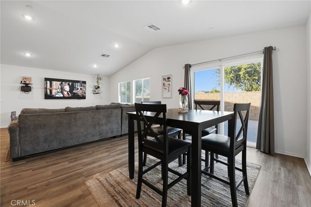 1262 Allegiance Avenue, Hemet, CA 92543