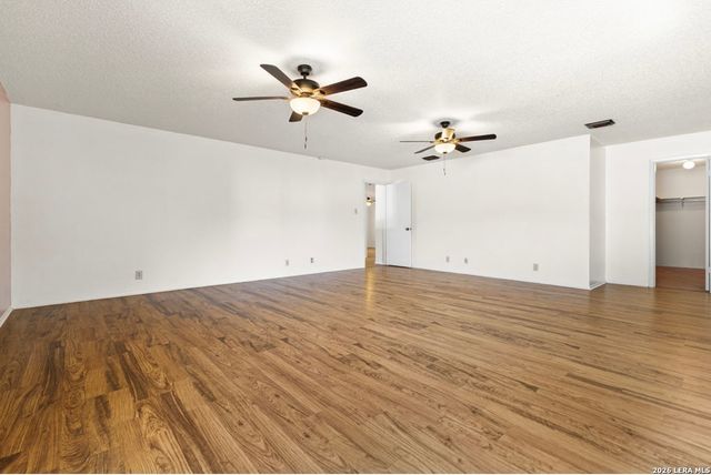 9806 Kelton, San Antonio, TX 78250