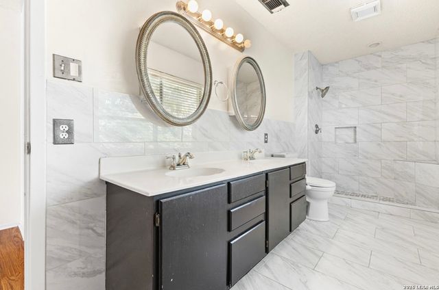 9806 Kelton, San Antonio, TX 78250