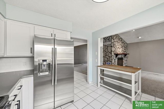 11248 Taylor Street, Omaha, NE 68164