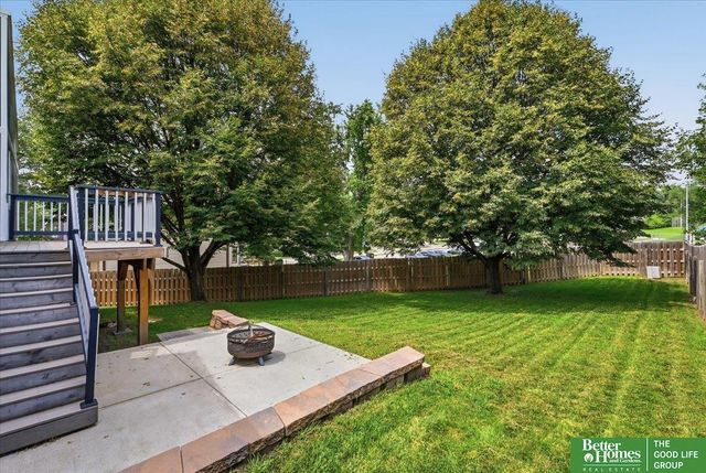 11248 Taylor Street, Omaha, NE 68164