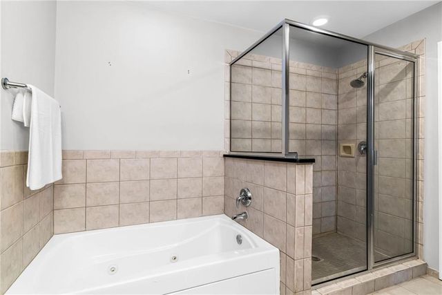 680 Greenwood Avenue NE 404, Atlanta, GA 30306