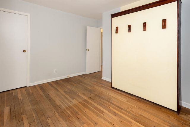 4 Skyline Drive, Essex, VT 05452