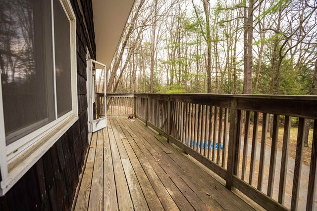 4 Skyline Drive, Essex, VT 05452