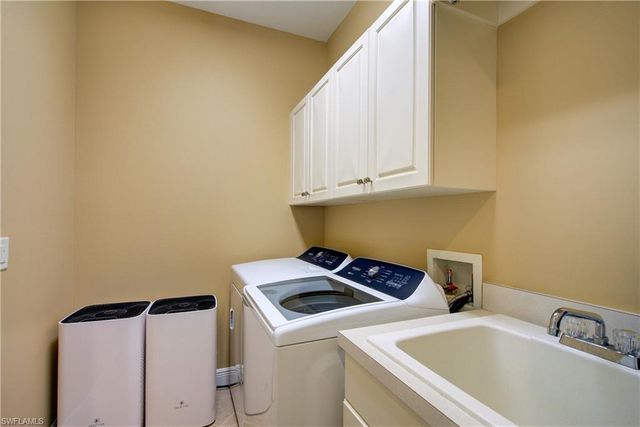 11000 Carrara CT 202, Bonita Springs, FL 34135