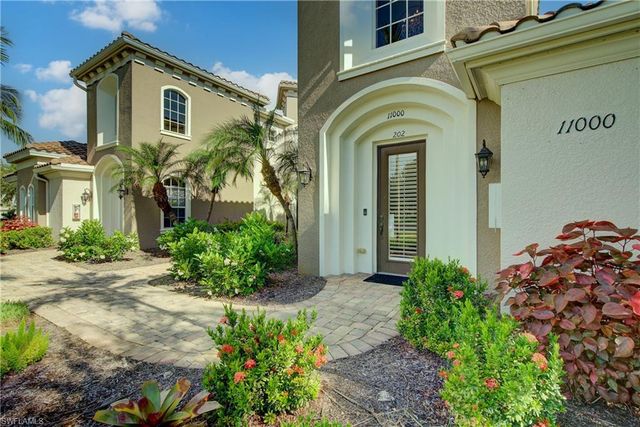11000 Carrara CT 202, Bonita Springs, FL 34135