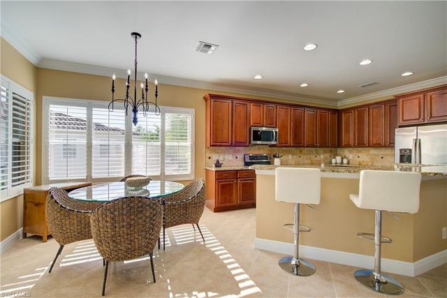 11000 Carrara CT 202, Bonita Springs, FL 34135
