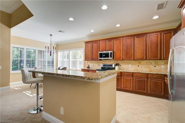 11000 Carrara CT 202, Bonita Springs, FL 34135