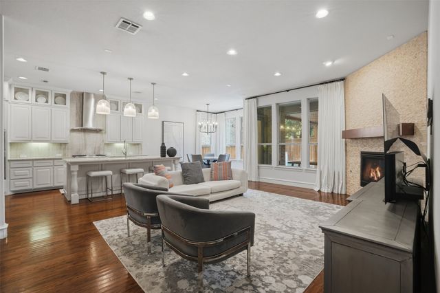 9424 Monteleon Court, Dallas, TX 75220