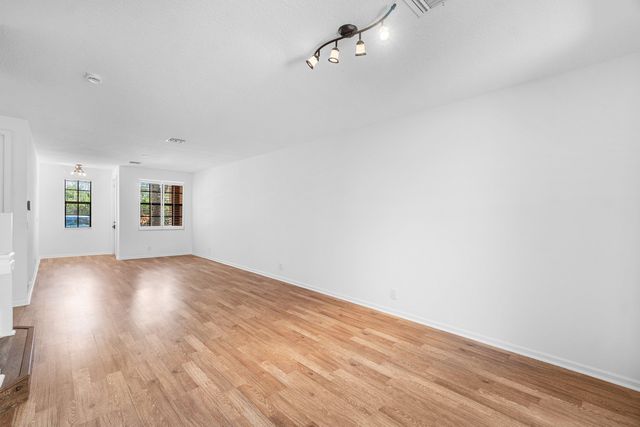 238 E Chrystie Circle, Delray Beach, FL 33484