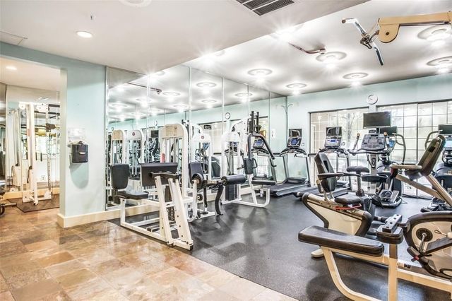 3225 Turtle Creek Boulevard 640, Dallas, TX 75219