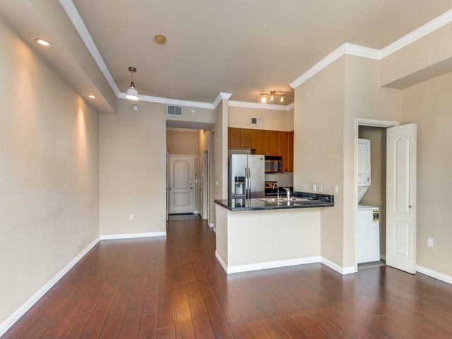 3225 Turtle Creek Boulevard 640, Dallas, TX 75219