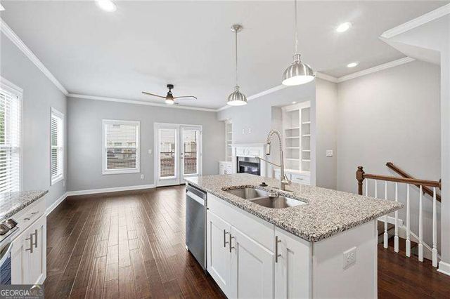 7375 Glisten Avenue, Atlanta, GA 30328