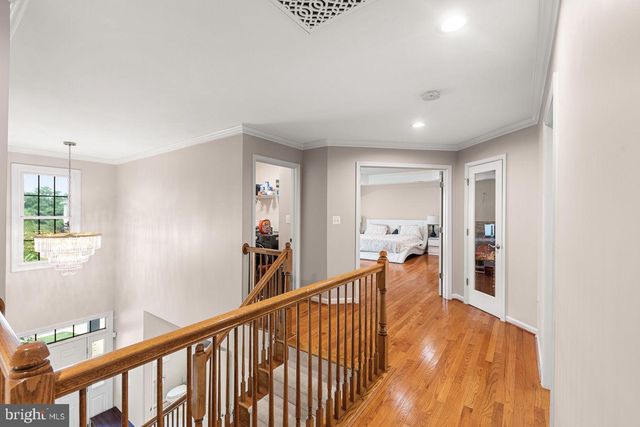 23276 FALLEN HILLS DR, Brambleton, VA 20148