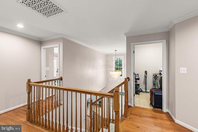 23276 FALLEN HILLS DR, Brambleton, VA 20148