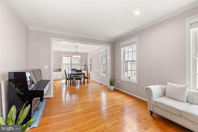 23276 FALLEN HILLS DR, Brambleton, VA 20148