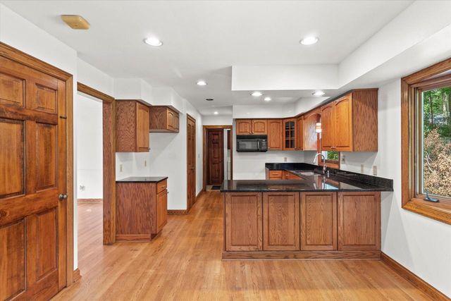 840 Tanglewood DRIVE, Brookfield, WI 53005