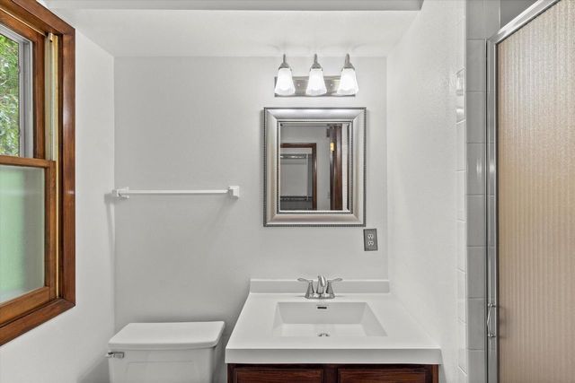 840 Tanglewood DRIVE, Brookfield, WI 53005