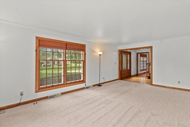 840 Tanglewood DRIVE, Brookfield, WI 53005