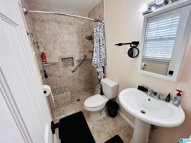 4136 CLOVERDALE ROAD, Anniston, AL 36207