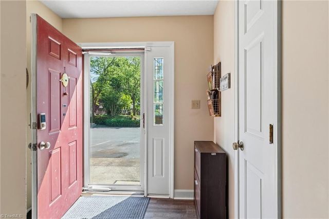 5918 King Charles Court, Clemmons, NC 27012