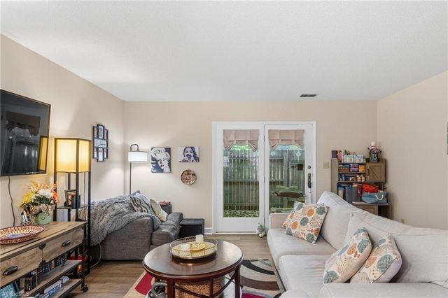 5918 King Charles Court, Clemmons, NC 27012