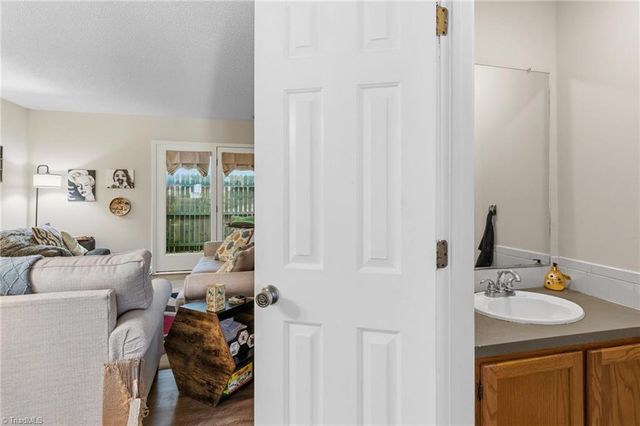 5918 King Charles Court, Clemmons, NC 27012